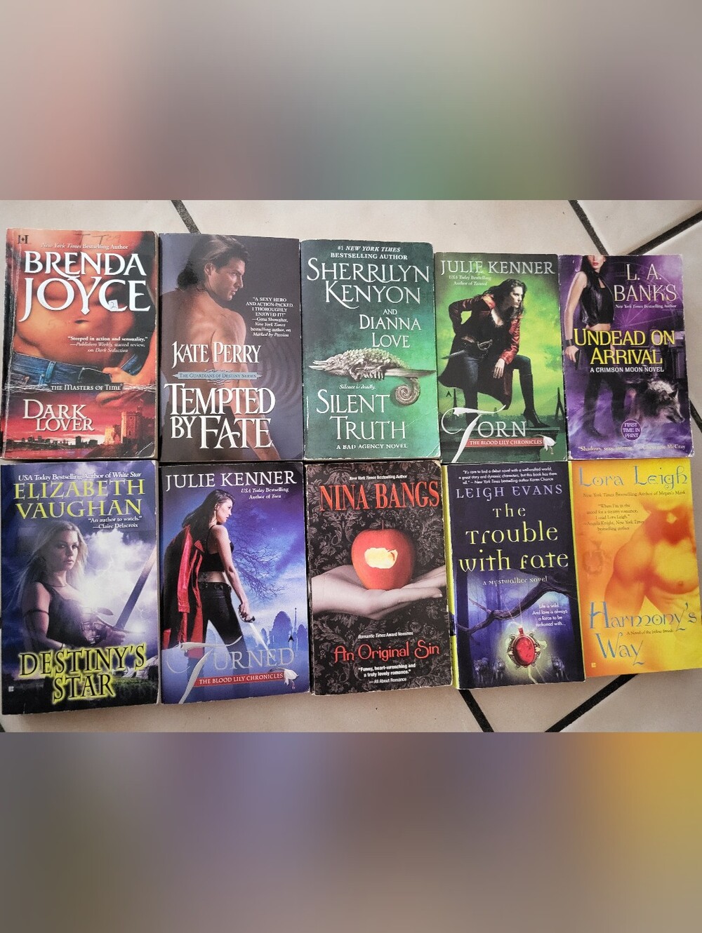 Paranormal / Vampire Mystery Thrillers Bundle Of 10- Bangs, Leigh, Kenyon & More